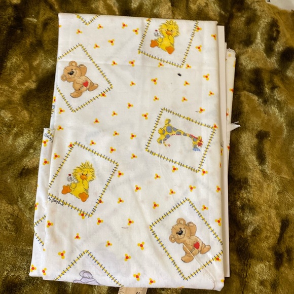 One yard Little Suzy’s Zoo - Picture 1 of 5